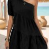 c3e1788d-82ff-4505-991e-2183ba925030.jpg Elegante y sofisticado vestido de mujer de talla grande con hombros descubiertos y color liso.