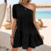 c97b84bd-e90a-4d92-8452-585d08aacfb8.jpg Elegante y sofisticado vestido de mujer de talla grande con hombros descubiertos y color liso.